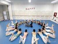 【黑客破解】台中18歲的舞蹈班學員黃嘉雯 各種私拍泄密流出2