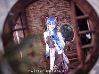 蘿莉嫩妹@超級美穴@白莉愛吃巧克力之甘雨