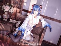 蘿莉嫩妹@超級美穴@白莉愛吃巧克力之甘雨