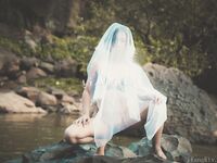 推特女神『大婊姐』深情解說每一個淫亂不堪的故事_當著老公面被他朋友無套插入的三人大戰