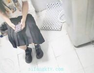 史詩級亂倫 龍鳳胎哥哥強上02年親妹妹 後續1 再次操正在寫作業的妹妹 干到一半才發現老媽在家