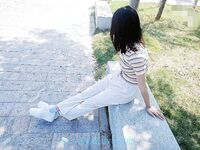 史詩級亂倫 龍鳳胎哥哥強上02年親妹妹 後續1 再次操正在寫作業的妹妹 干到一半才發現老媽在家