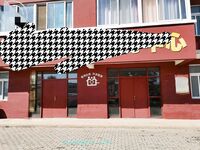 海角社區牛逼大神拿下貪污高管的女兒 趁酒勁在辦公室里把開寶馬的女科員給操了