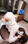 重磅推薦！淫盪肥臀人妻母狗【見過騷的 沒見過這么騷的】喜歡戶外露出，喜歡被很多男人操