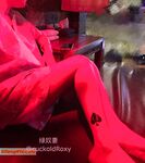 綠帽癖淫妻『綠奴妻』看著老婆和野男人做愛被內射 穿著嫁衣和情夫做愛 老公一旁觀戰 高清