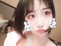 偷翻女同学手机相册里的所有自拍