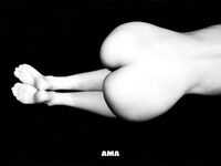 走另類情色唯美路線的攝影大咖AMA女體藝術私拍各種露臉極品反差美模觀感另一種滋味