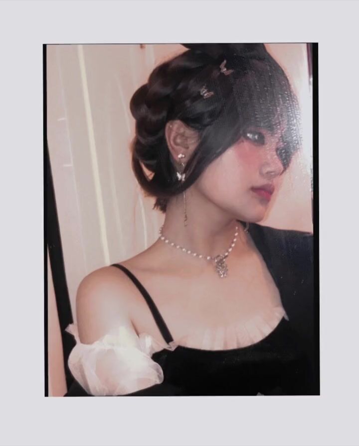 皮皮蝦網紅純欲女神【在下小羊】人前傲女，人後母狗，被金主包養定製私拍各種裸舞紫薇視頻207V (15)