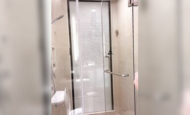 不呆貓史上最大尺度寫真浴室濕身激凸露點 ，浴室人妻的濕身誘惑(3)