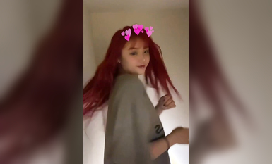 《台湾情侣泄密》高中小美女和男友之间的私密视讯被有人截获曝光 (9)