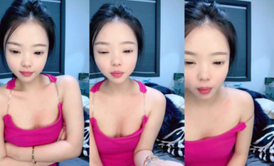 大眼長腿尤物妹子 美美 (1)