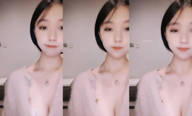 高顏值清純主播@怡寶睡不飽 尺度福利秀 (2)