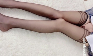 福利姬櫻狸子 JK黑絲揉穴(2)