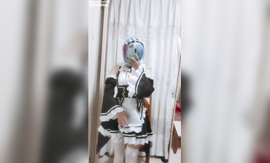 不甜 戴口罩的cosplay妹子，素人感還是挺強的，擼點也有，值得一看 (4)