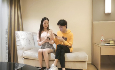 杭州外圍，徒弟上場，苗條美腿清純風，啪啪暴插視覺盛宴不可錯過