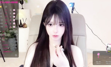 Stripchat性感噴水御姐女神『Hahaha_ha』最新直播合集 (15)