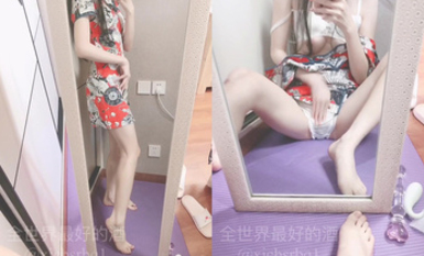 【青春無敵】，極品白虎粉穴，反差女神【燒酒sjcbsrbq】推特視圖全集，各種制服道具，紫薇噴水，內窺鏡看子宮 (26)