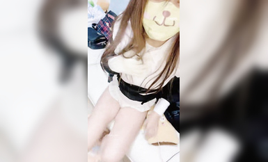 少蘿溫卿-顏值還是非常不錯的，少蘿類型的黃播，性格挺活潑可愛的，搭配各種軟妹裝，再加上尺度不低的整活能力，挺有看頭的 (13)