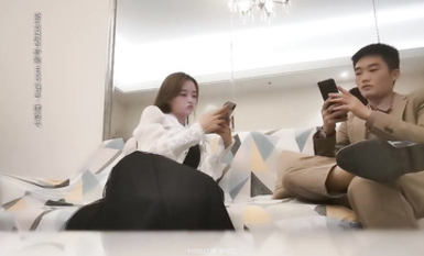 【精選探花】高級外圍女神_漂亮妹子_韓國明星的味道，身材一級棒_大大圓潤的奶子，換上情趣女僕更極品了，妖艷的舞姿_狠狠打兩炮