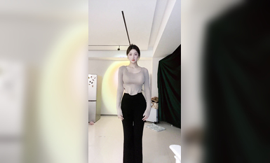 最新《瘋狂抖音》外篇之《抖音擦邊2》顏值主播各顯神通 閃現走光 刷邊尿尿熱舞 扣逼漏奶 (206)