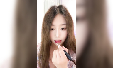 【柒萌小玉】G奶尤物!_白皙巨乳發騷掰穴特寫道具抽插_2