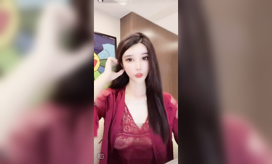 最新《瘋狂抖音》外篇之《抖音擦邊4》顏值主播各顯神通 閃現走光 刷邊瘋狂作死 扣逼漏奶 (24)